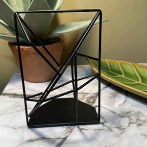 ⭐️ $1 if bundled - Metal candle holder Black NWOT